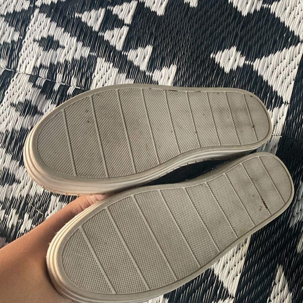 J/Slides NYC  6.5 slip on shoes​​​​​ - Picture 6 of 6